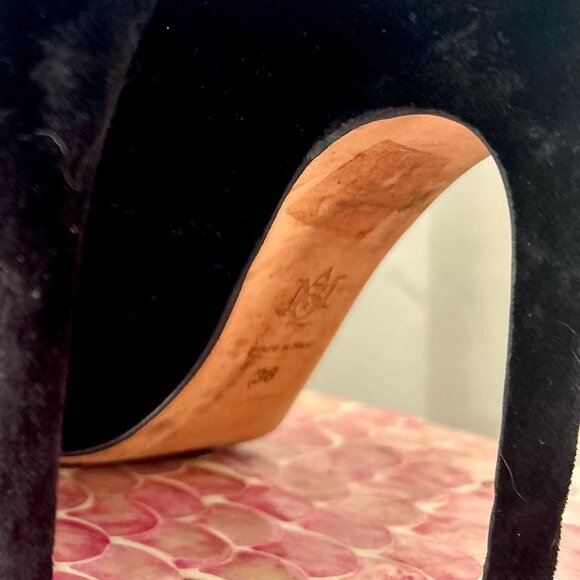 Alexander McQueen - Black Velvet Pumps, Size EU 36 = US 6 - Picture 5 of 5